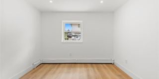 302 E Harriet Avenue Gallery 8