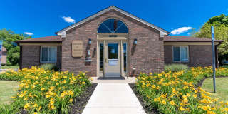 Creekside Square Apartments Gallery 22
