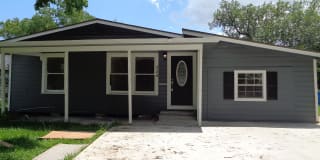 305 Avenue F Gallery 1