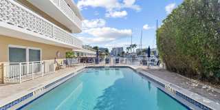 3220 Bayview Drive unit: 302 Gallery 1