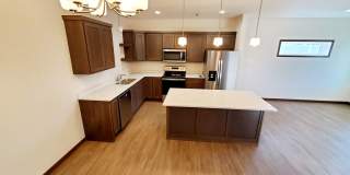 3 Bed 2.5 Bath Townhome! Gallery 3