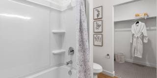 The Henley Gallery 10