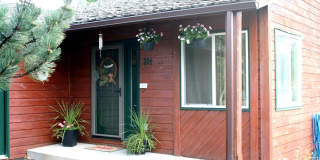 2 Bedroom 3 Bathroom 1 Car Garage Fenced Back Yard Walkout Basement Gallery 1