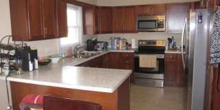 Spacious 4BR Home on Quiet Cul-de-Sac in Southwood with Private Fenced Yard Gallery 5