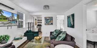 311 SE 3rd Avenue Gallery 16