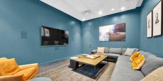 450 E Waterside Drive unit: 2902 Gallery 27