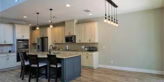 Orchard Hills 6 bed / 3.5 Bath - Partially Furniushed Gallery 11
