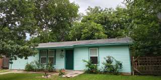 Cute South Austin Bungalow Cute South Austin Bungalow Gallery 1