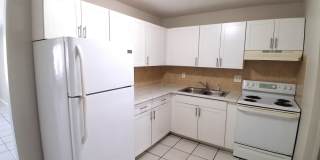 2203-2205 SE 15th Pl - 2203 Gallery 4