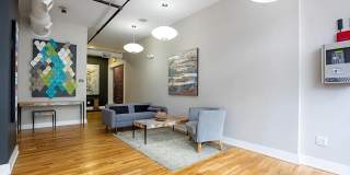 OTR- 1 bed 1 bath condo Gallery 13