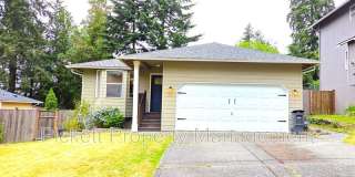 1331 NE Gilmax Ln Gallery 1
