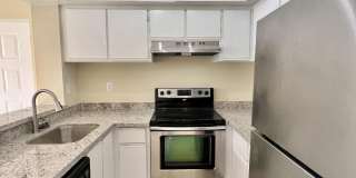 752 Executive Center Drive unit: 33 Gallery 1