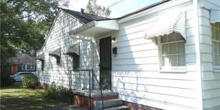 2302 E 40th Street Gallery 1