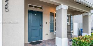 525 NE 6th Pl Gallery 4