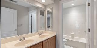 15436 SYMONDSBURY Way Gallery 39