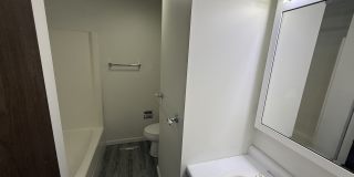 1403 Emerald Dr Gallery 16