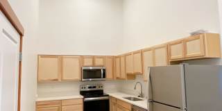 1205 North Garden Street Gallery 17