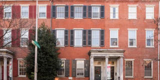 916 Spruce Street Gallery 1