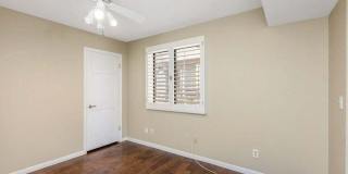 Nice Scottsdale Home 2 bedrooms 2 baths! Gallery 19