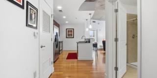 44 Peachtree PL NE 424 Gallery 4