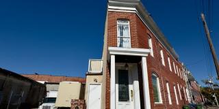 Charming 2Bed/2.5Bath in Washington Vilage - Extra Space in the Basement Gallery 4