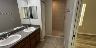 12388 NE 48th Loop Gallery 9