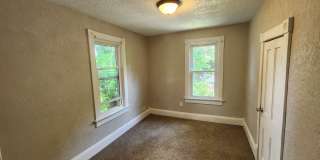 Furnished 3 Bedroom, 1 Bathroom Furnished 3 Bedroom, 1 Bathroom Gallery 11