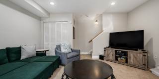1742 N Bissell Street Gallery 27
