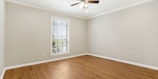 GROUND-FLOOR 2-BEDROOM ALAMO HEIGHTS CONDOMINIUM Gallery 17