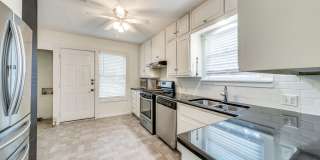 TERRELL HEIGHTS COTTAGE Gallery 10