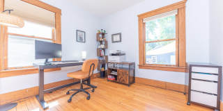 1123 W Huron Street Gallery 22