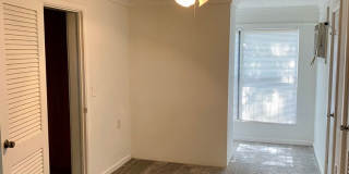Cozy 1/1 duplex unit on a large lot - Available in June. Gallery 1