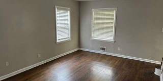 1307 SW Lorenzo Dr SW unit: A Gallery 3