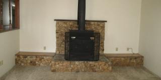 ~Centrally Located 3 Bedroom Home~ Gallery 9