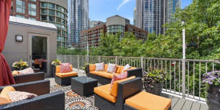 447 N McClurg Court Gallery 5