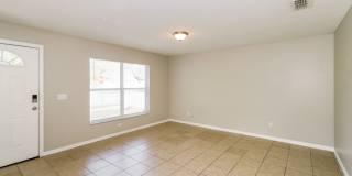 8415 North 10th Street Gallery 3