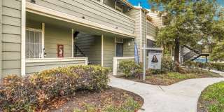 Updated 1-Bedroom Condo with Private Balcony and Garage Gallery 1