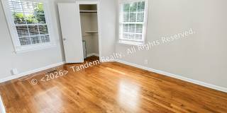 313 Chamberlin St Gallery 8