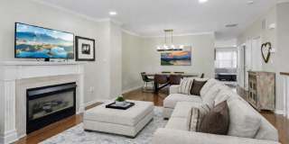 273 ROSLYN CT Gallery 1