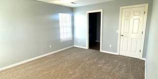 Large 3 BR 2.5 BA In Bentonville! Gallery 13
