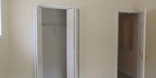 Beautiful Town Home in Tucker Creek Gallery 19