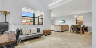 581 SE 34th Ter Gallery 5