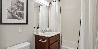 Ridgeway Place Gallery 19