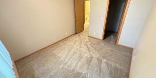 **$300 Off Move In Special** Spacious 3 Bedroom Townhome with Vaulted Ceilings, Fireplace & Attached Garage Gallery 9