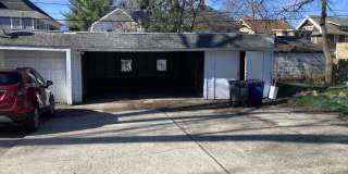 127 University Boulevard - Lower Gallery 15