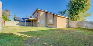Gorgeous 2 Story Home Fully Upgraded – Move-In Ready!- 4 bedroom 3 bath Gallery 23