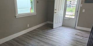 Newly updated 3 bedroom Cape Cod in Dayton Gallery 7