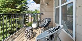 The Landings at Silver Lake Village Gallery 53