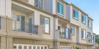 Luxury Furnished Townhome in Beachside Gated Community Luxury Furnished Townhome in Beachside Gated Community Gallery 1