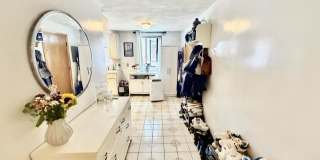 22 Thacher St. Gallery 8